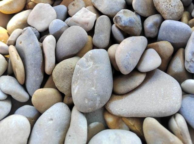 Выгодно купить камень оптом. Здесь покупают камень по низким ценам.  купить в Астрахани от производителя, без посредников