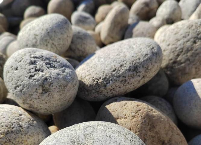 Купить речную и морскую гальку напрямую у производителя с доставкой  купить в Астрахани от производителя, без посредников